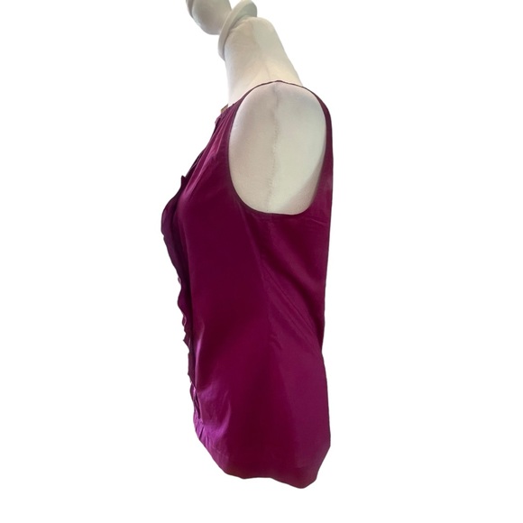 Ann Taylor. Sz 4. Magenta sleeveless top. Ruffled Pleats. Excellent condition 🤩 - Picture 5 of 13